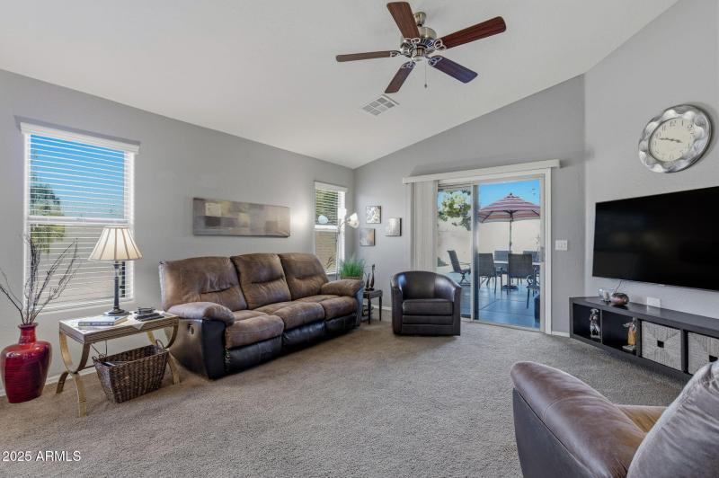 13-web-or-mls-19589 N Portarosa Ct-13