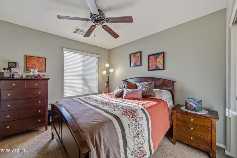 18-web-or-mls-19589 N Portarosa Ct-18