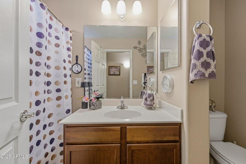 19-web-or-mls-19589 N Portarosa Ct-19