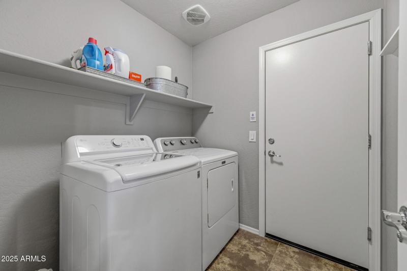 28-web-or-mls-19589 N Portarosa Ct-28