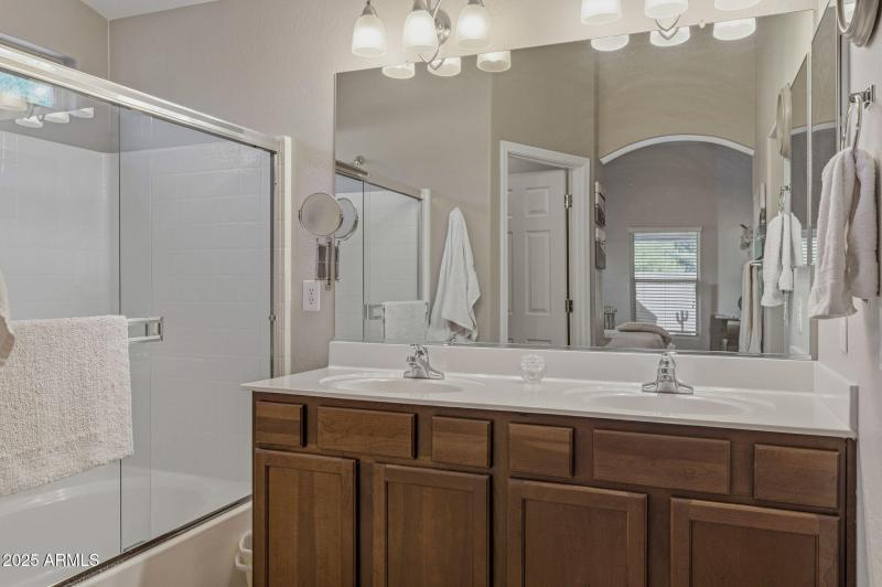 35-web-or-mls-19589 N Portarosa Ct-35