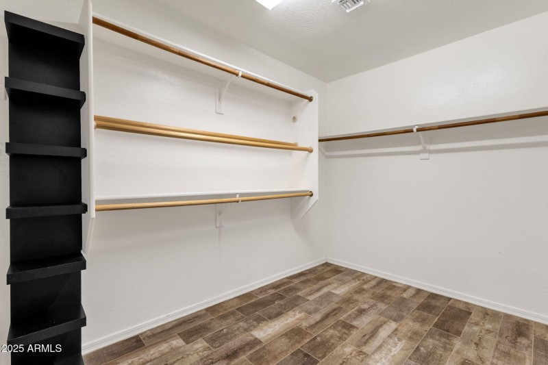 31-web-or-mls-2947-e-saltsage-dr