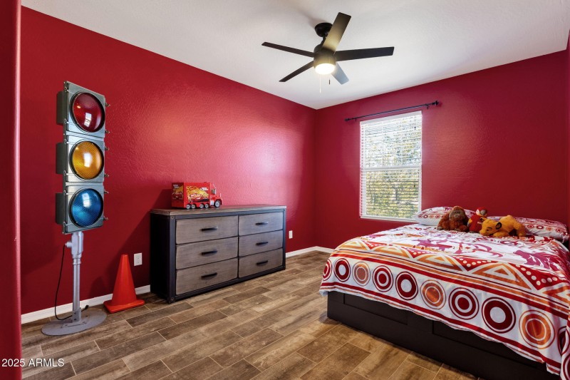 38-web-or-mls-2947-e-saltsage-dr