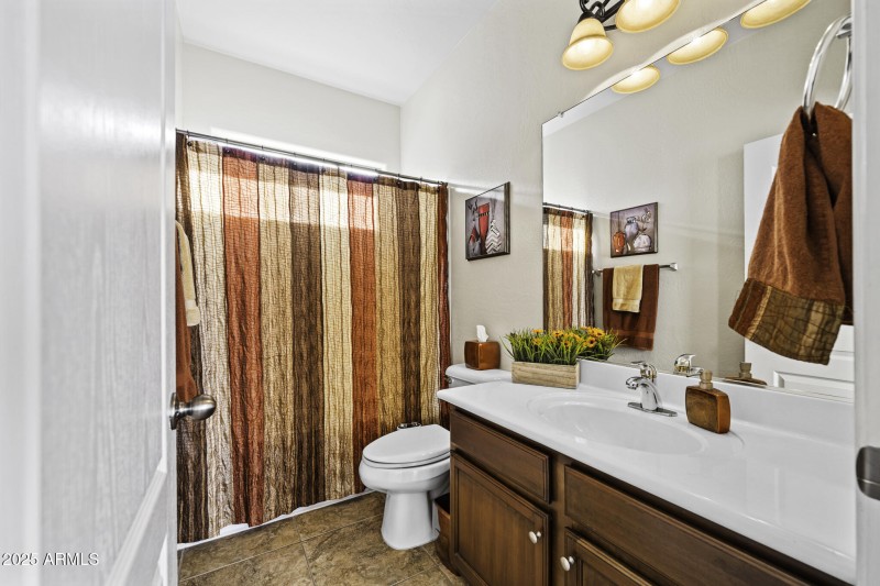 41209 W Hayden Dr-17