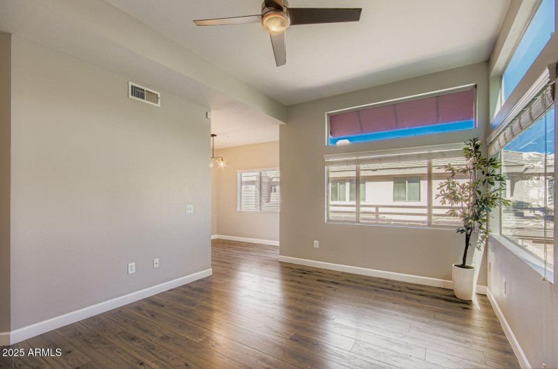 4343 N 21st St 213 - Web Quality - 016 -