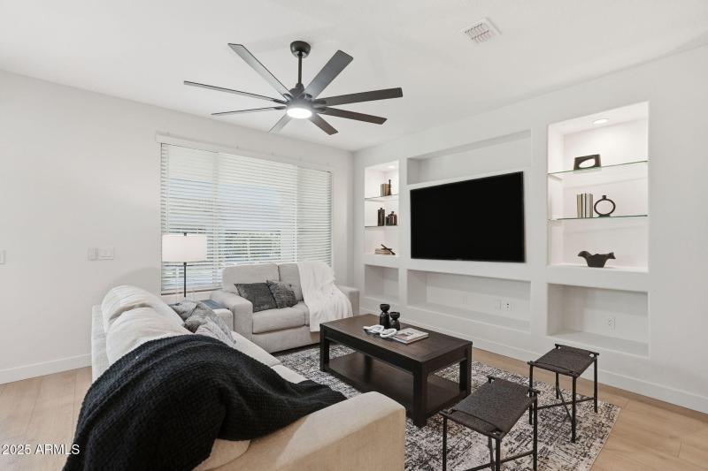 7-web-or-mls-007_ListerPros (1)