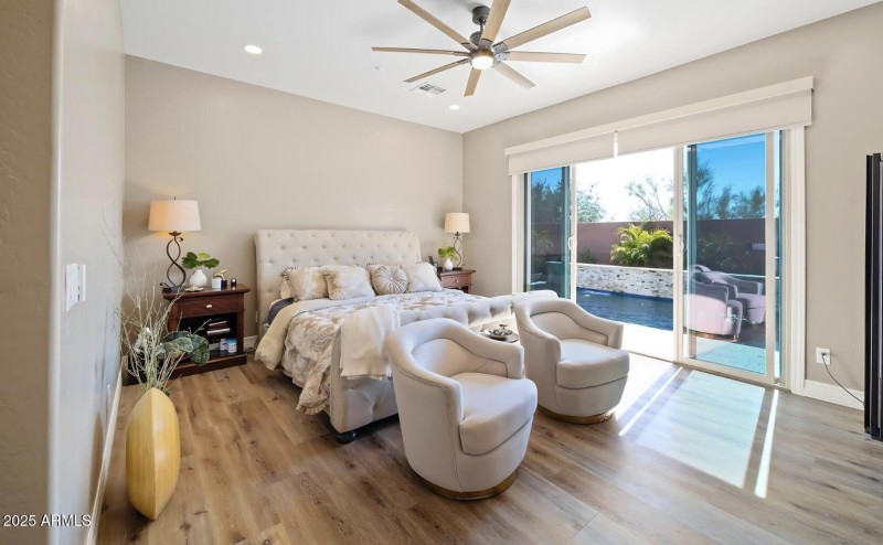 Screenshot 2025-10-29 at 10.01.21AM