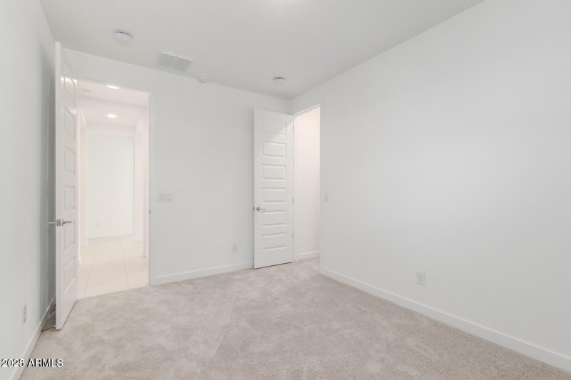 20231003122140260348000000-o