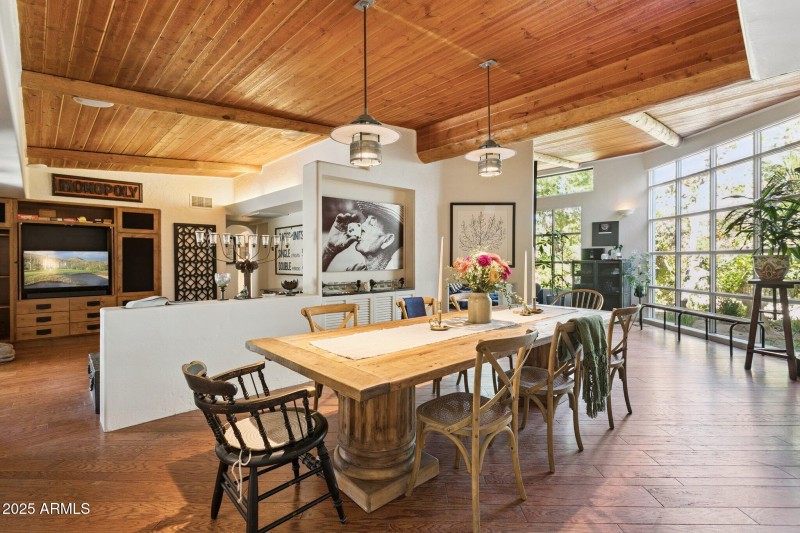 17-web-or-mls-7005-e-jackrabbit-rd