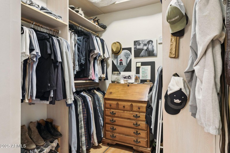 33-web-or-mls-7005-e-jackrabbit-rd