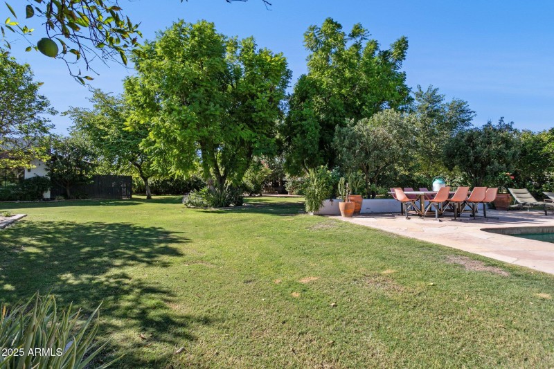 58-web-or-mls-7005-e-jackrabbit-rd