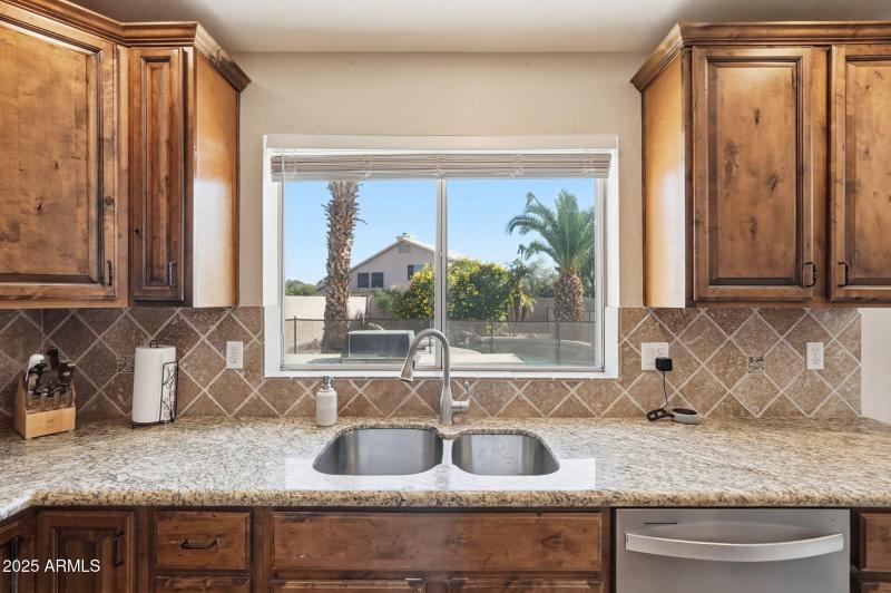 17-web-or-mls-017_ListerPros