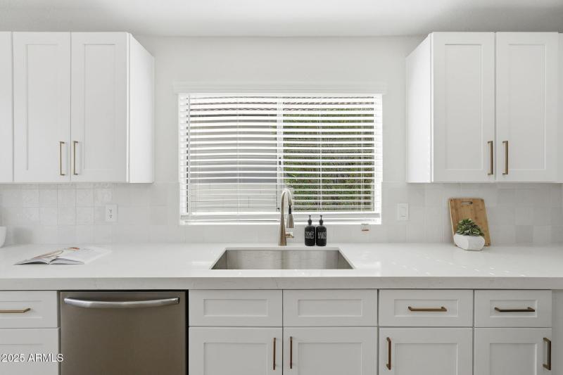 13-web-or-mls-013_DSC04076