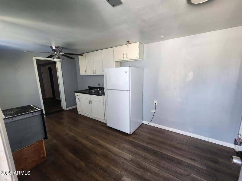 048ec4e6-dc79-4804-a163-d5592560a3f8