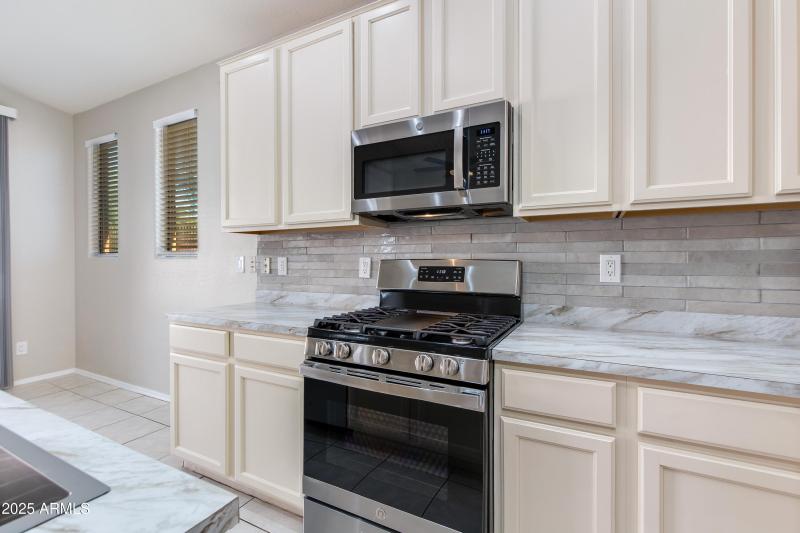 20-Via Caballo Blanco