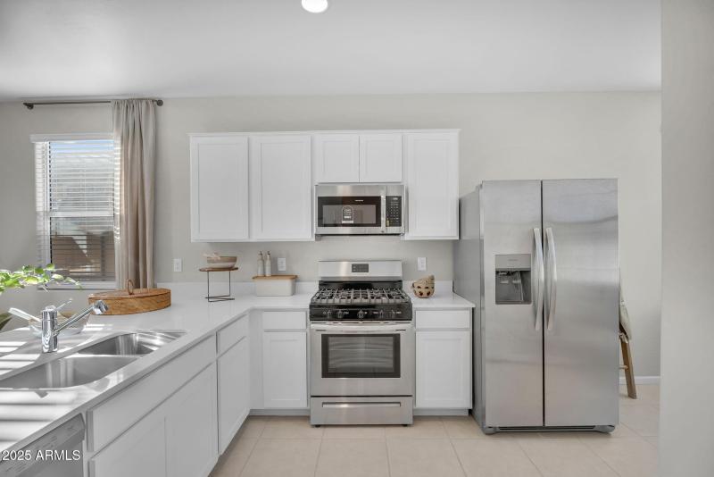 11-web-or-mls-Barrel Race-11