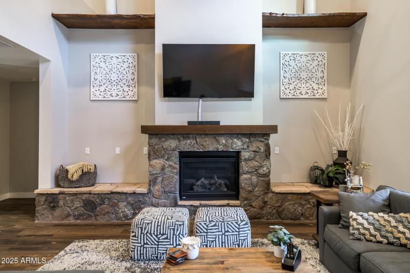 17 E Tranquil Ln (39 of 64)