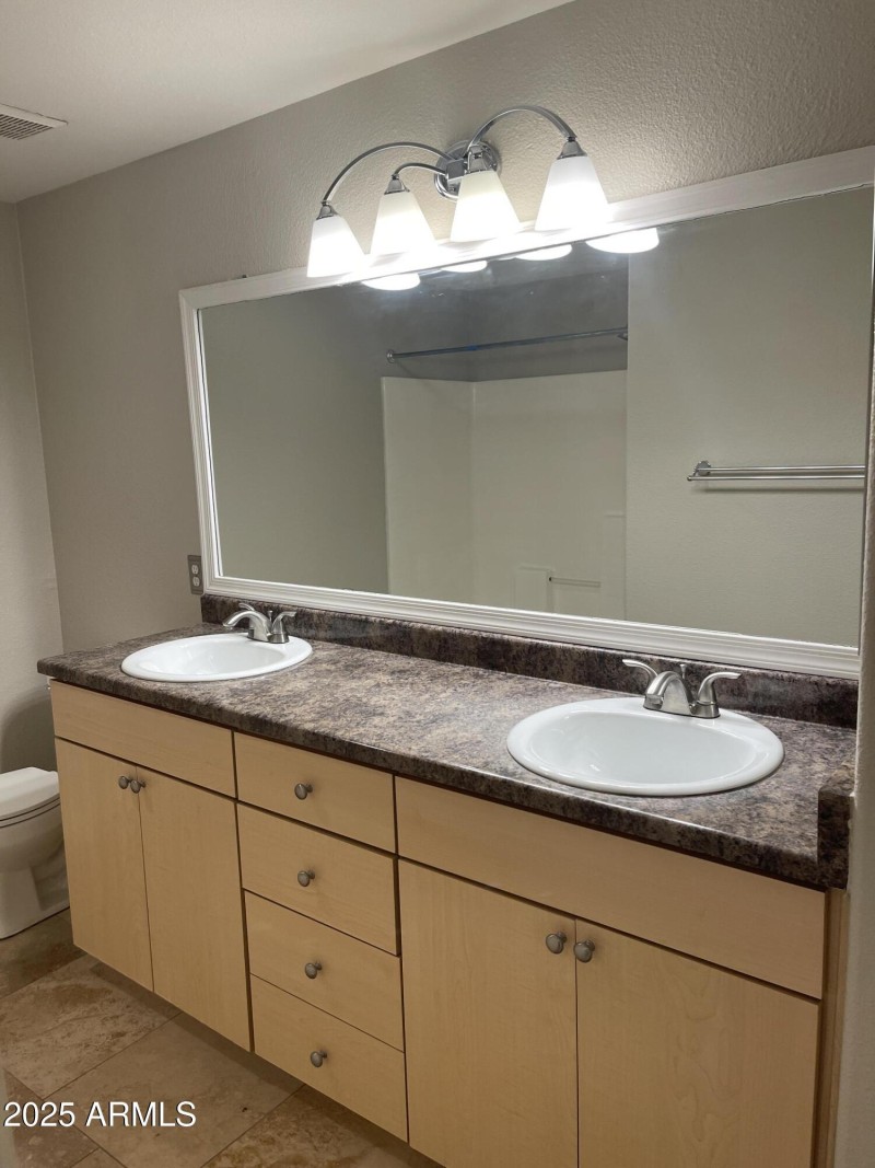 20250917_172320971_iOS