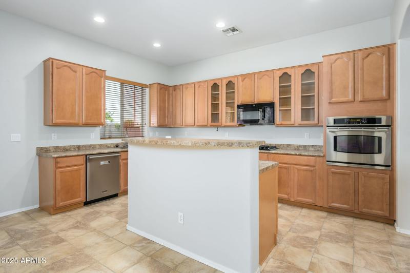 9-web-or-mls-Roger-17