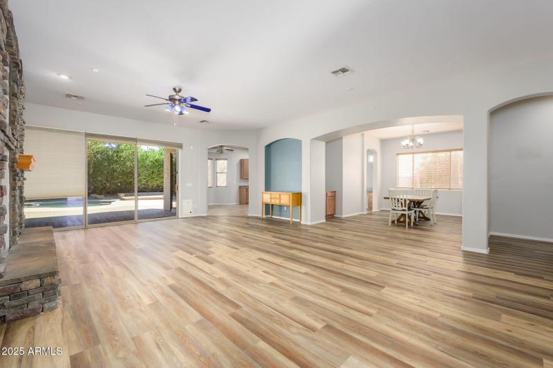 15-web-or-mls-Roger-22