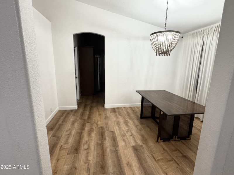 Dining_1185 N Woodburne Dr_IMG_9502