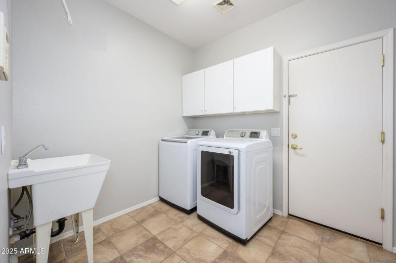 20-web-or-mls-Roger-3