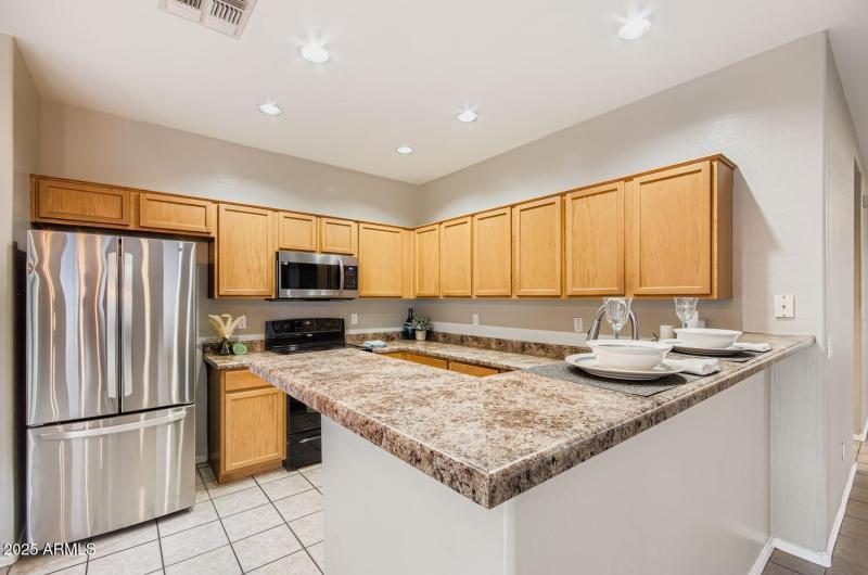 2066 N Arbor Ln - Web Quality - 008 - 08