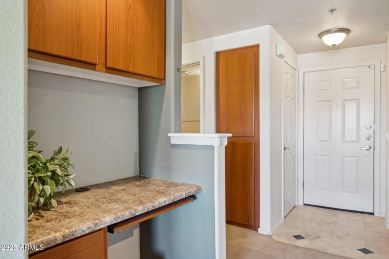 3-web-or-mls-9820-n-central-ave-317