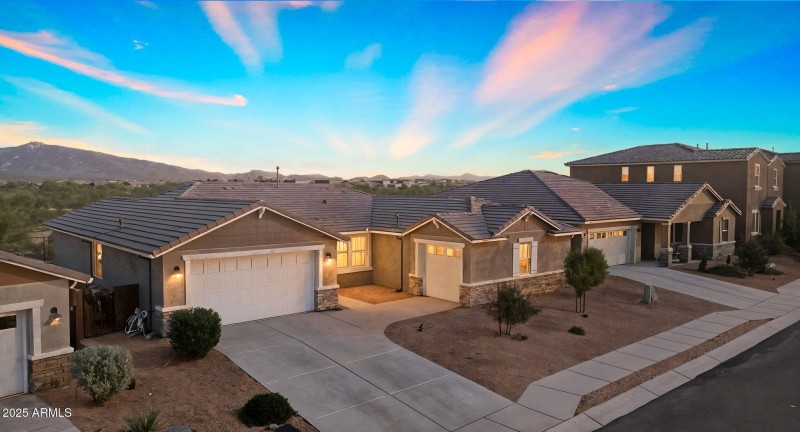 5439 S Sierra Prieta Trail Vail School