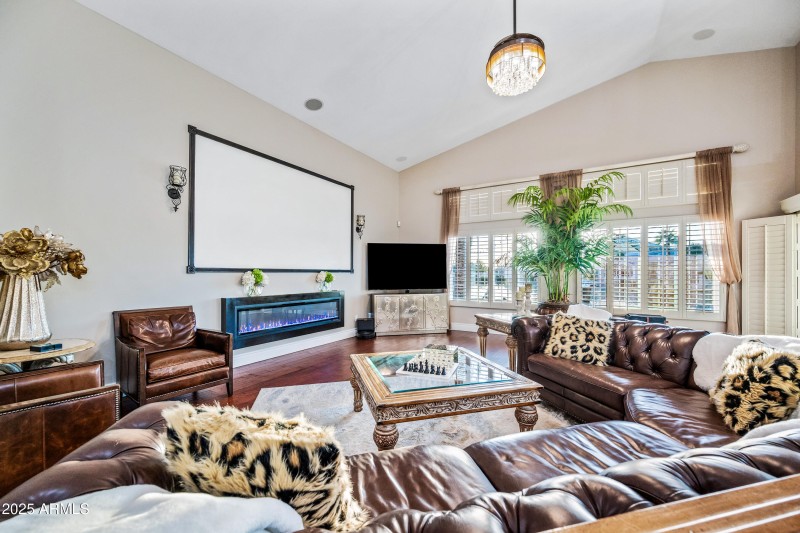 6-1817EWTC-ocupix-IR