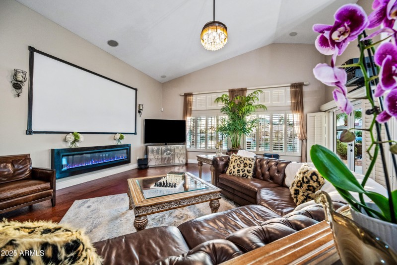 9-1817EWTC-ocupix-IR