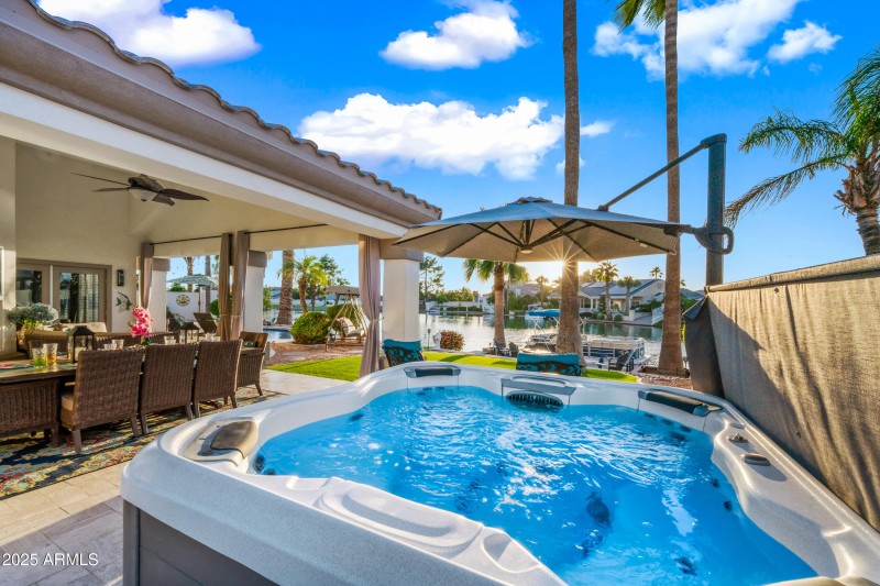 33-1817EWTC-ocupix-IR