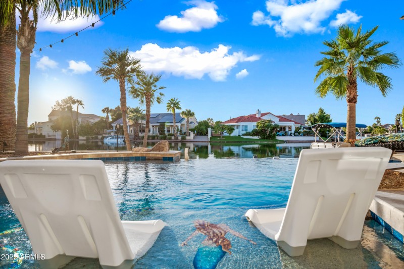 44-1817EWTC-ocupix-IR