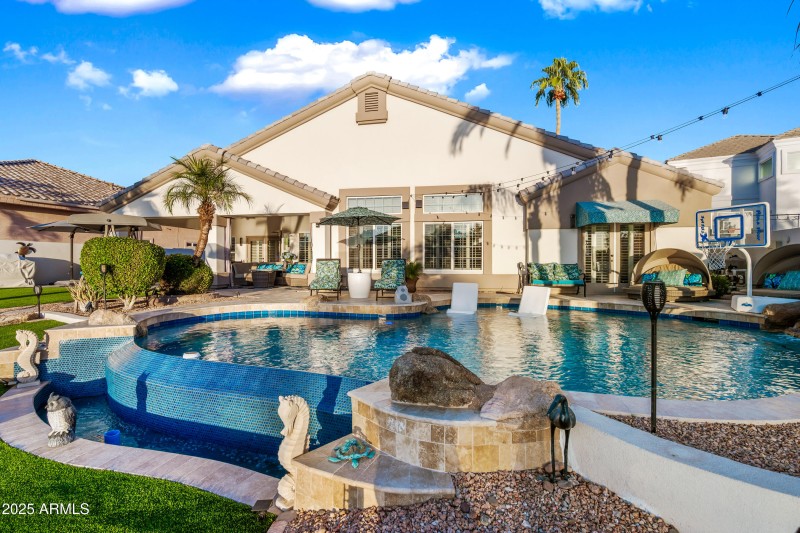 47-1817EWTC-ocupix-IR