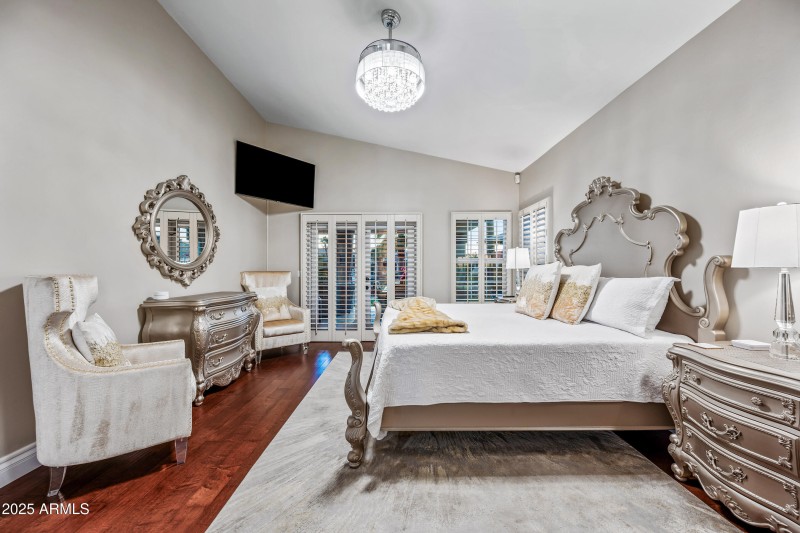 69-1817EWTC-ocupix-IR