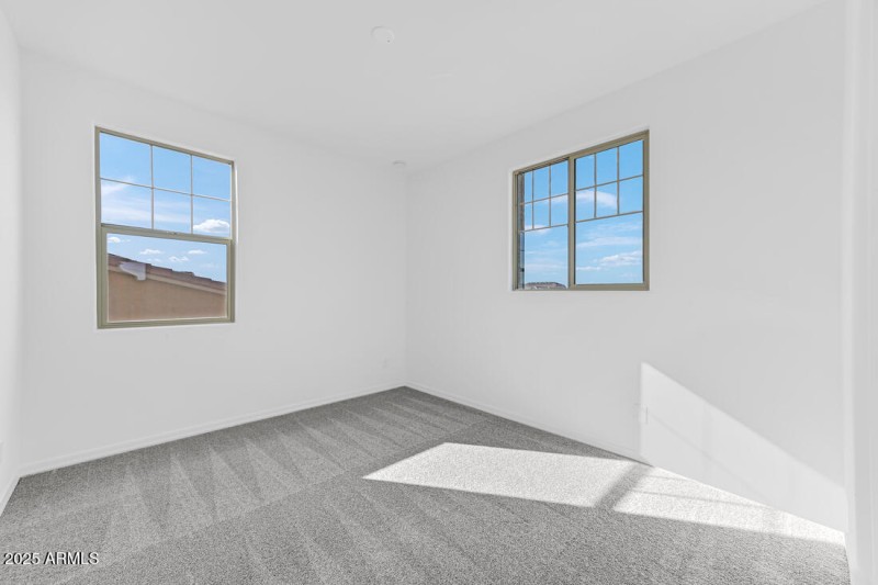 10205 W WELDON Avenue - Ready Now!