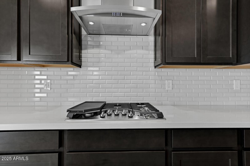 10205 W WELDON Avenue - Ready Now!