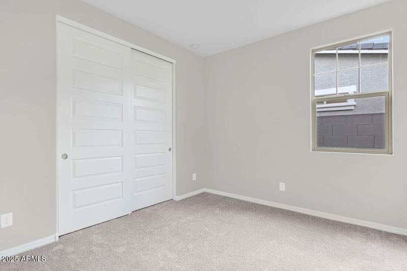 10201 W Weldon Avenue - ready Now!