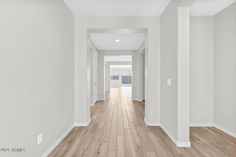 10201 W Weldon Avenue - ready Now!