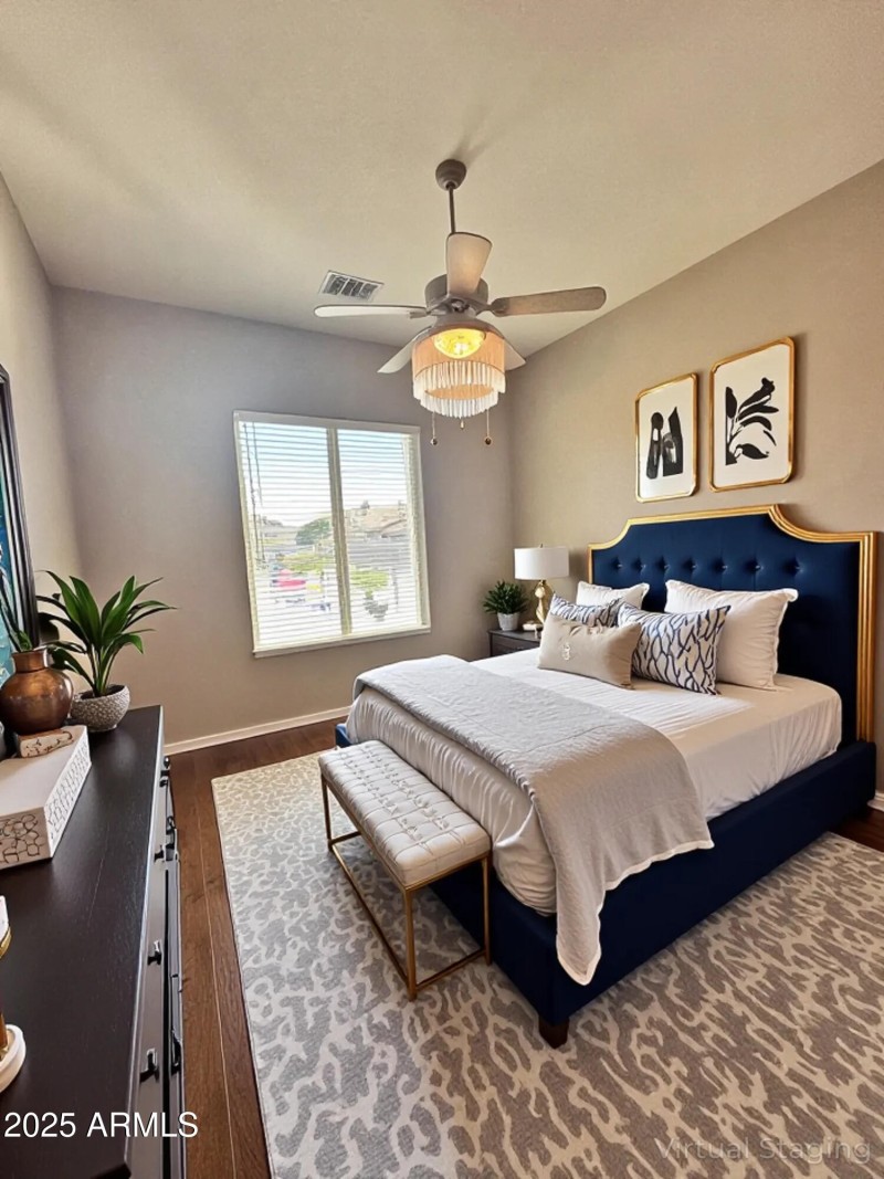 VS-Guest Bedroom 2 in Front