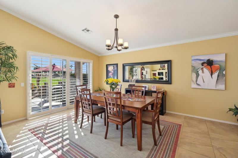 9-print-W Robson Cir-S2910-009