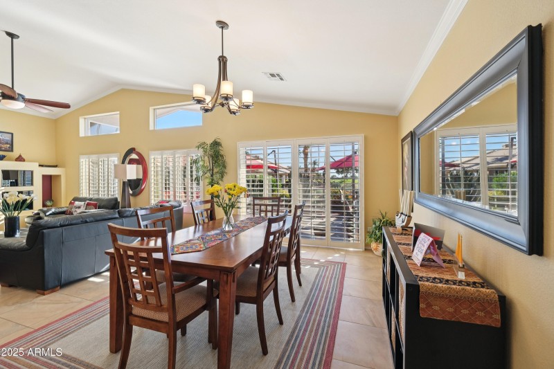 11-print-W Robson Cir-S2910-011