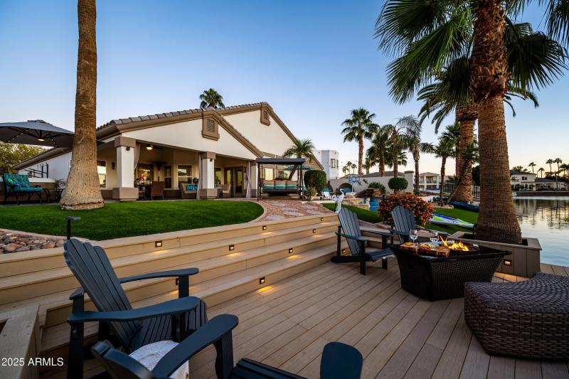 129-1817EWTC-ocupix-IR