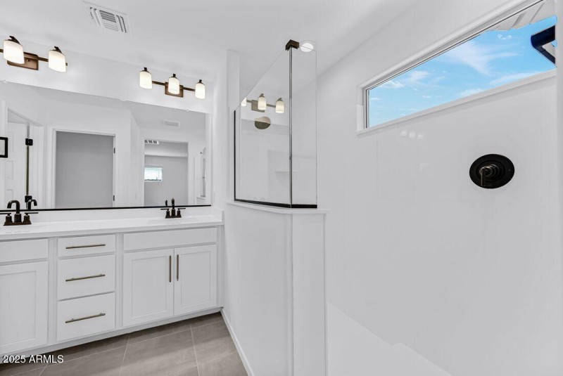 9964 W PICCADILLY Road - Ready Now!