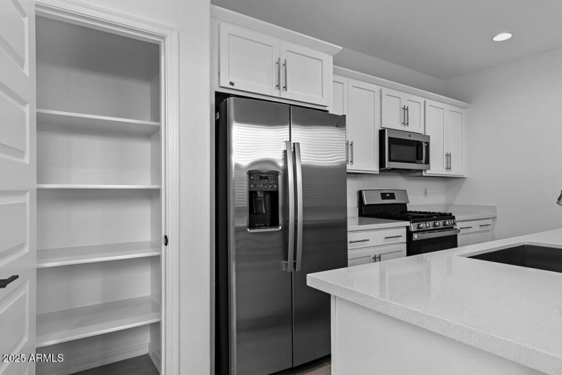 9964 W PICCADILLY Road - Ready Now!