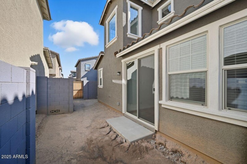 10002 W PICCADILLY Road - Ready Now!