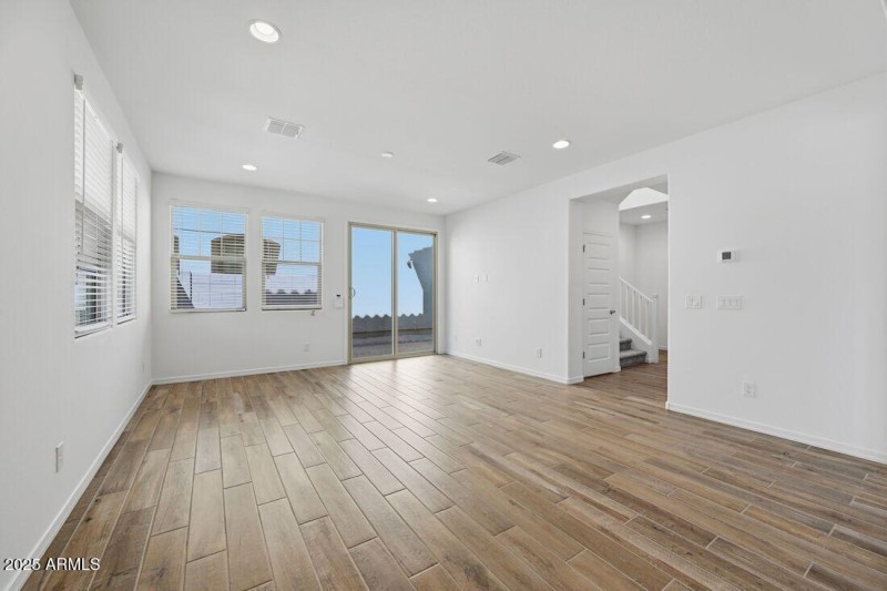 10002 W PICCADILLY Road - Ready Now!