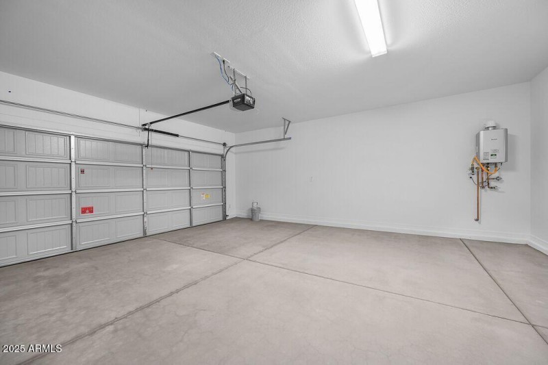 10014 W PICCADILLY Road - Ready Now!