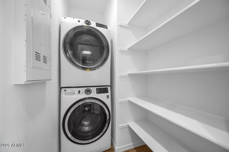 10014 W PICCADILLY Road - Ready Now!