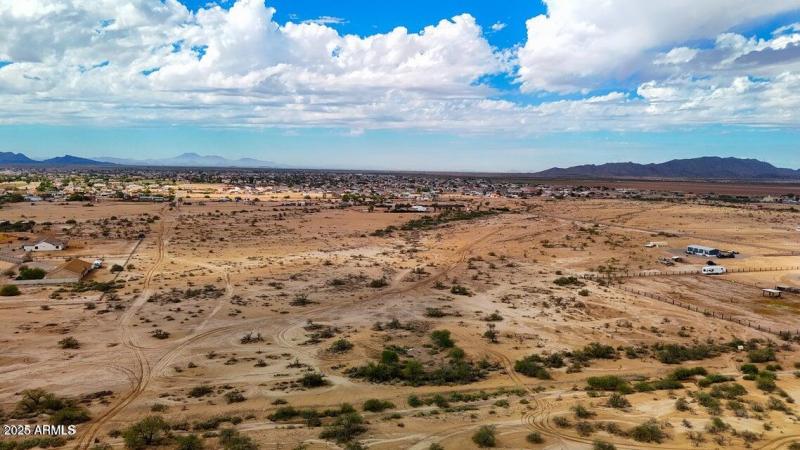 20251030062118644350000000-o